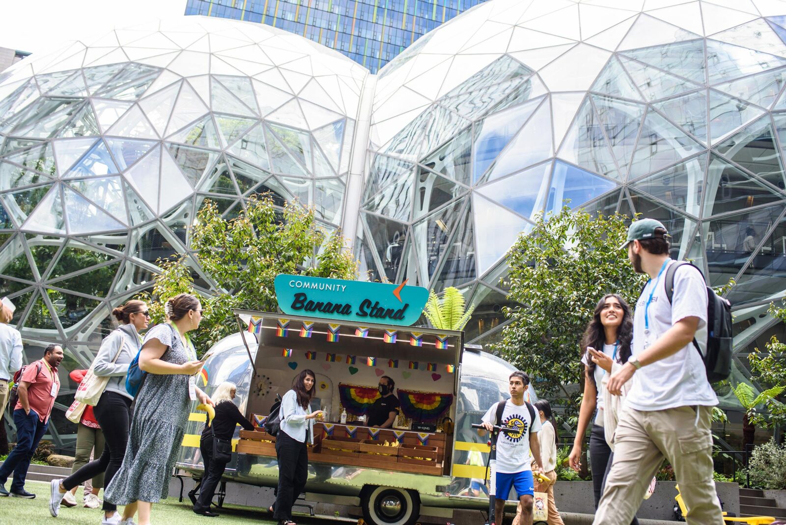 Walk-Talk_Denny-Park-and-Amazon-Spheres-73